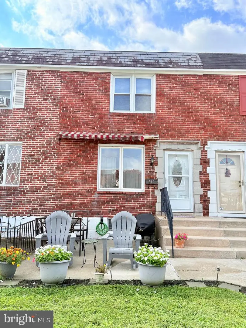 219 Stratford Rd, Glenolden, PA 19036 - #1