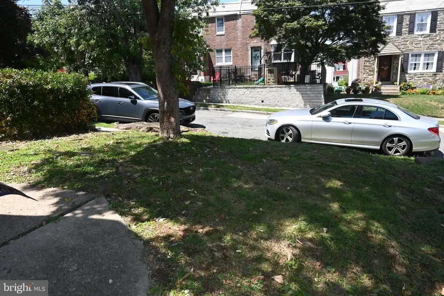4048 Lasher Rd, Drexel Hill, PA 19026 - #3