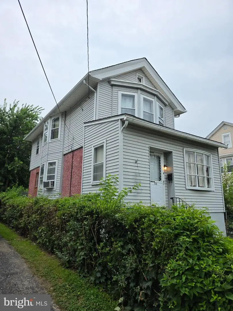 238 N Lexington Ave, Lansdowne, PA 19050 - #2