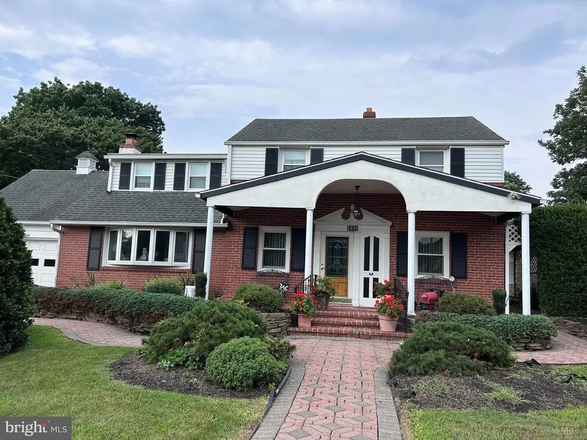 2338 Mole Rd, Secane, PA 19018 - #1