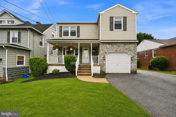 107 Milmont Ave, MILMONT PARK, PA 19033
