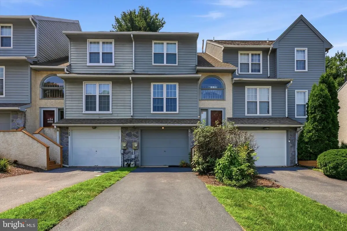 141 Knollwood Ct, Aston, PA 19014 - #1