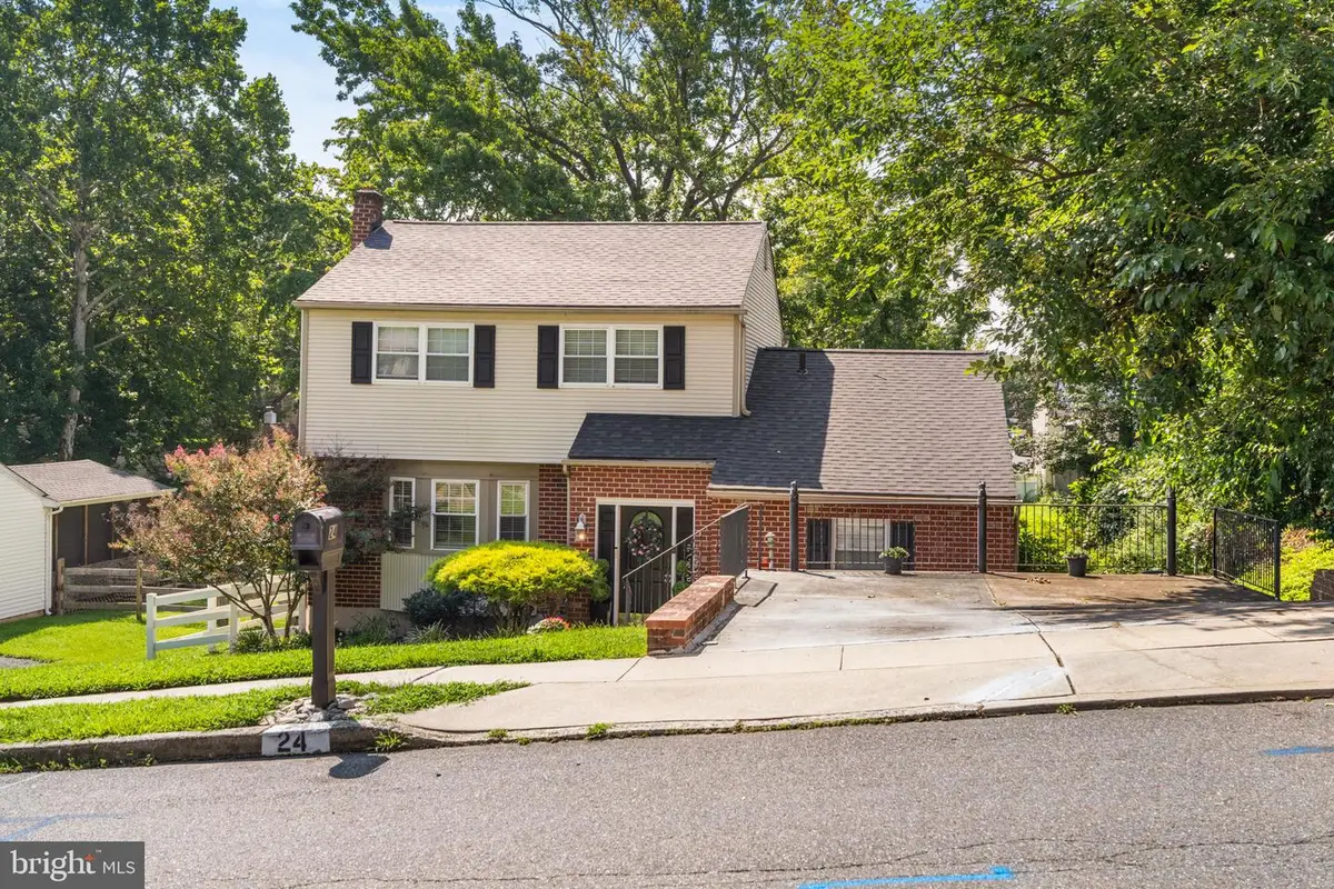 24 Winding, Upper Chichester, PA 19061 - #1