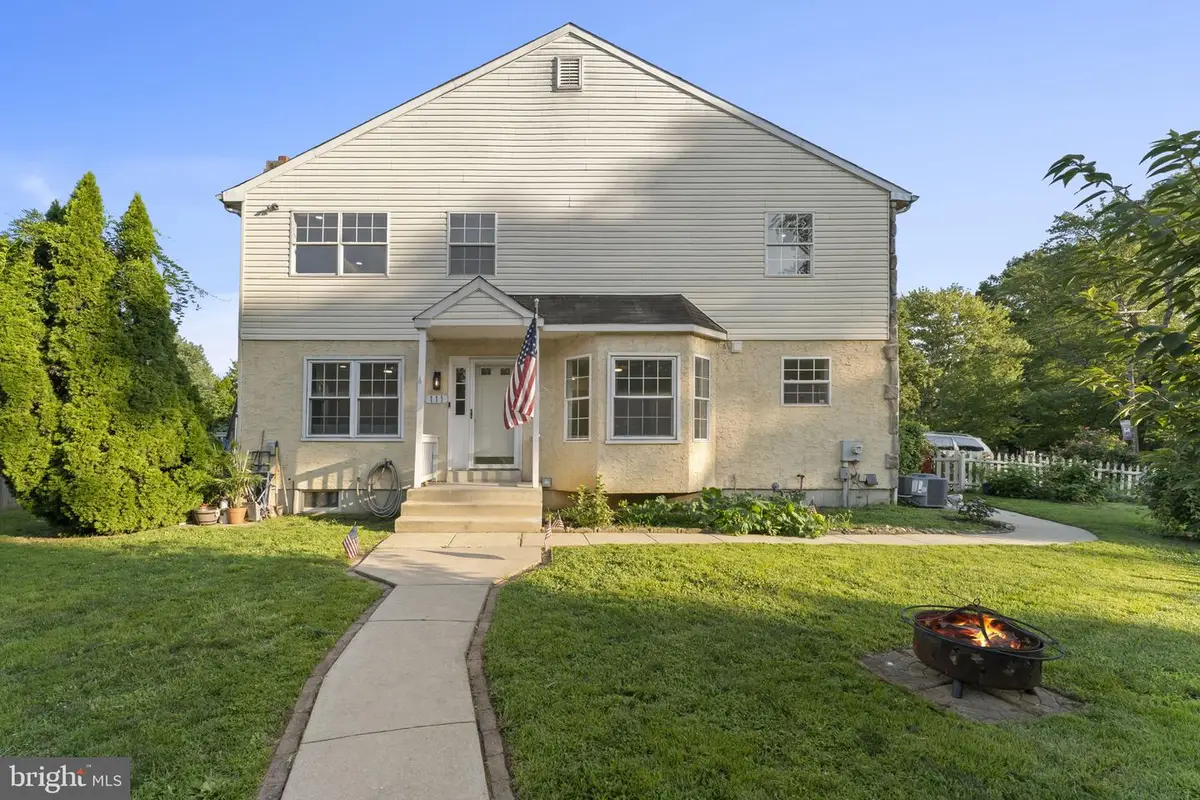 111 E Winona Ave, Norwood, PA 19074 - #1
