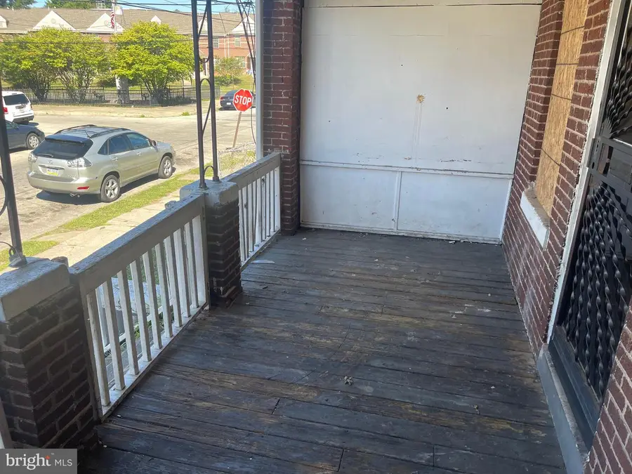 1037 Mcdowell Ave, Chester, PA 19013 - #2