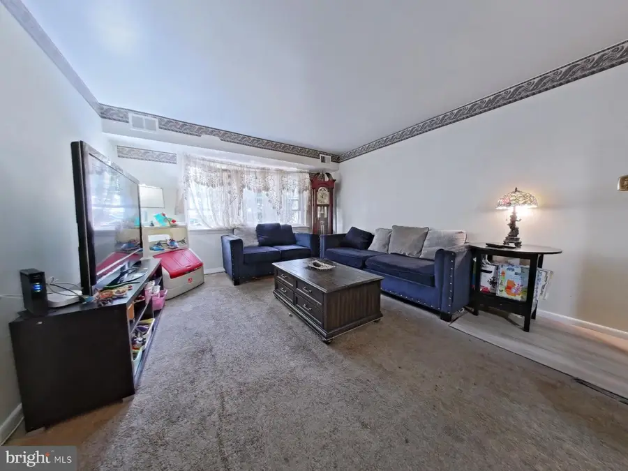 802 South Ave #c2, Secane, PA 19018 - #2