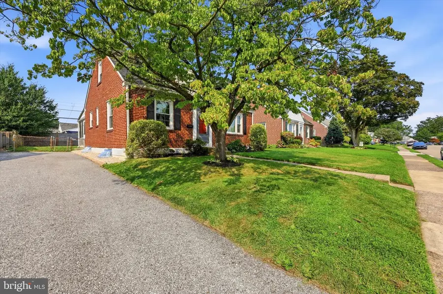 408 Lindsay St, Ridley Park, PA 19078 - #2