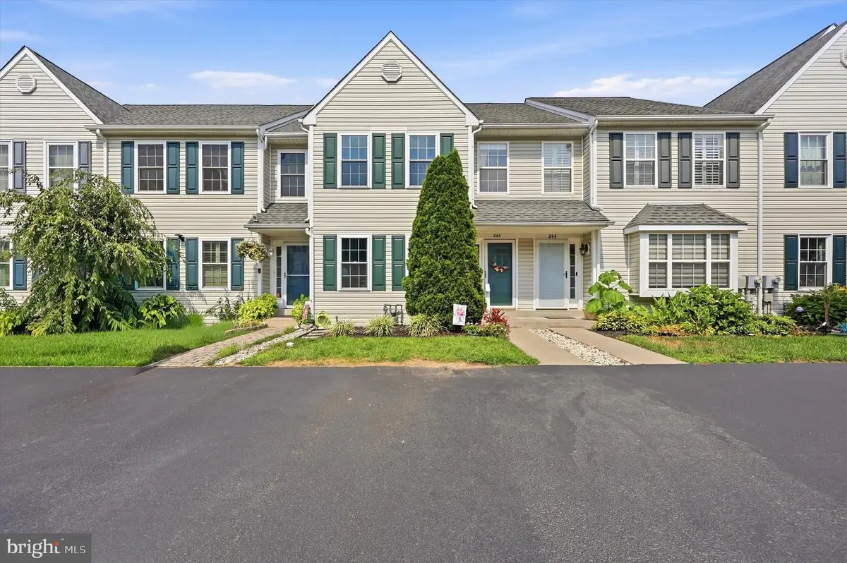 246 Spring Valley Way, Aston, PA 19014 - #1