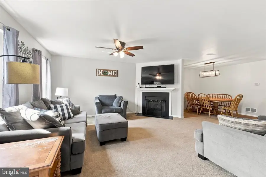 246 Spring Valley Way, Aston, PA 19014 - #2