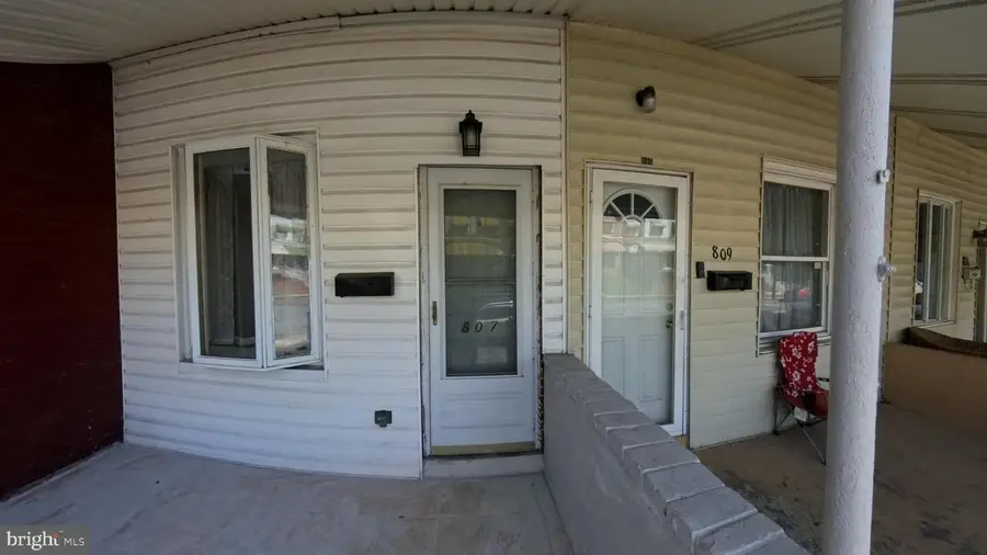 807 W 7th St, Chester, PA 19013 - #2