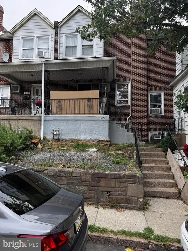 227 Laurel Rd, SHARON HILL, PA 19079