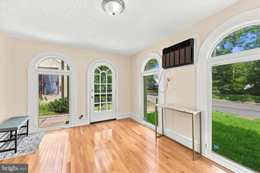 162 W Baltimore Ave, Lansdowne, PA 19050 - #3