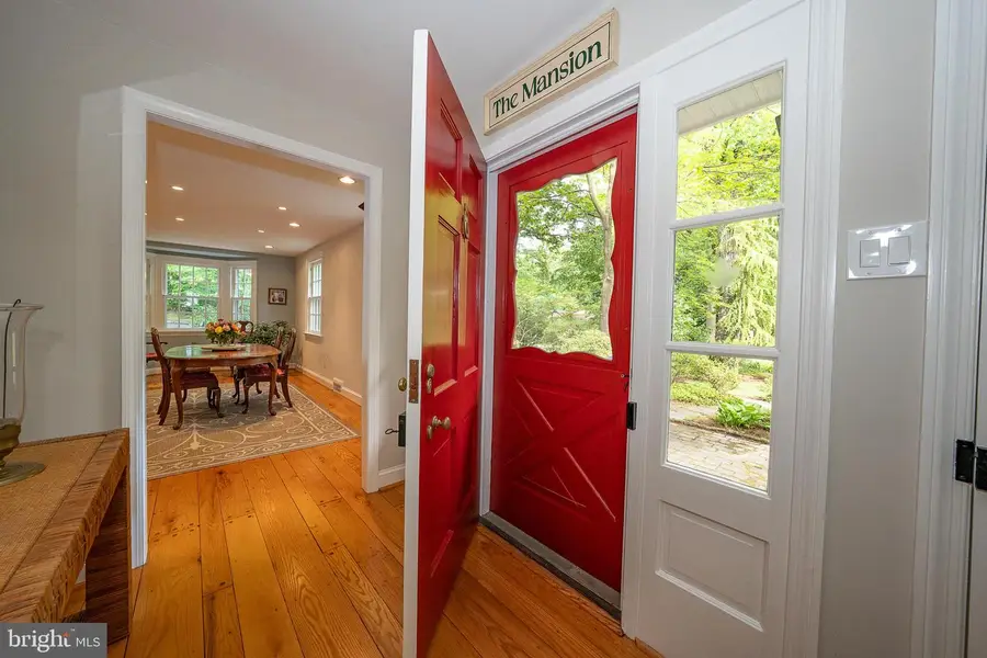 646 Beechwood Dr, Havertown, PA 19083 - #3