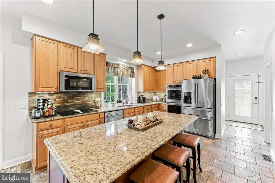 39 Maple Ln, Glen Mills, PA 19342 - #2