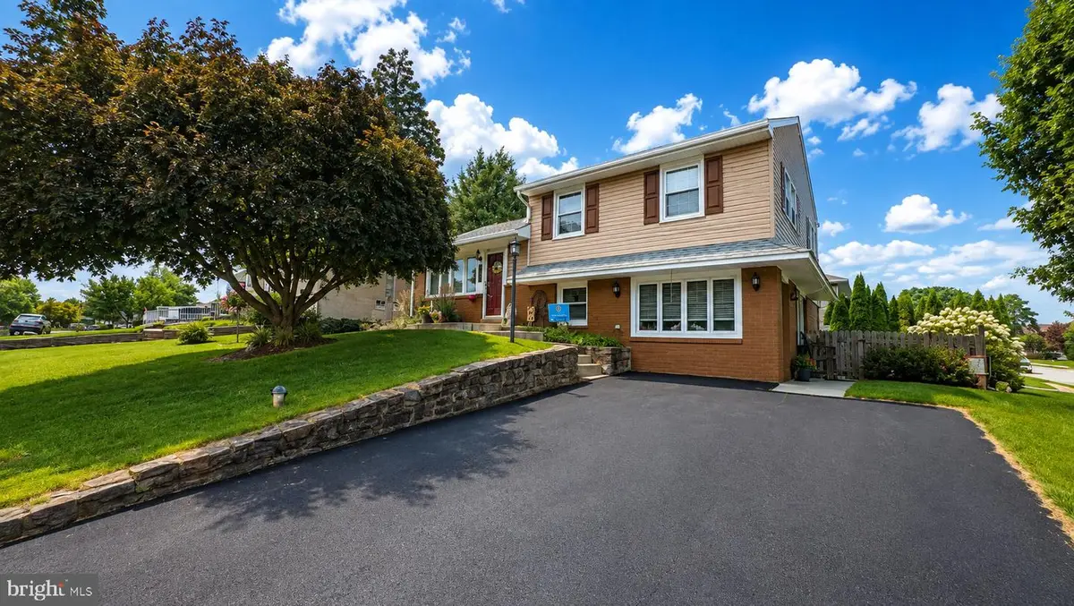 260 N Central Blvd, Broomall, PA 19008 - #1