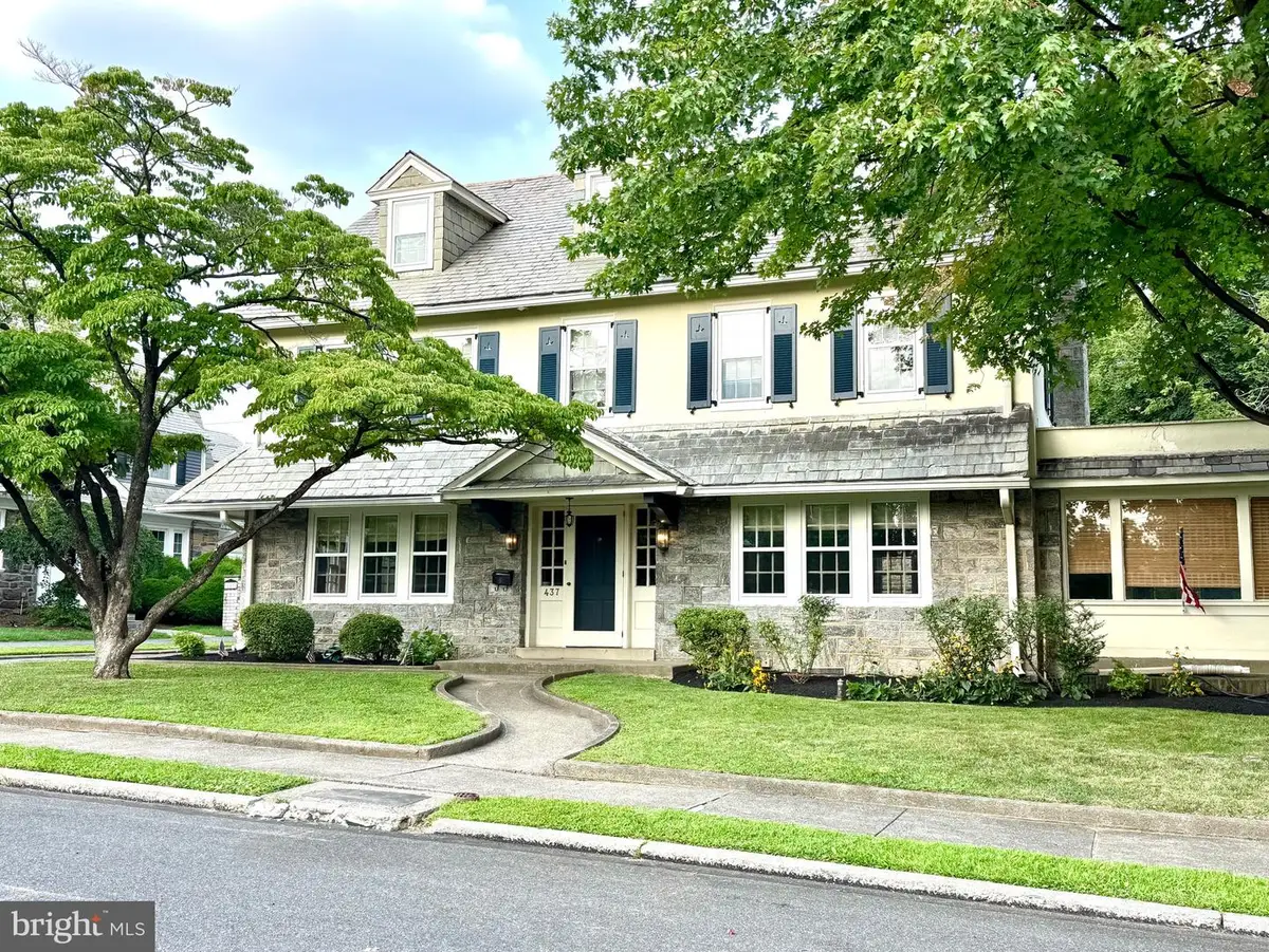 437 Hampshire Rd, Drexel Hill, PA 19026 - #1