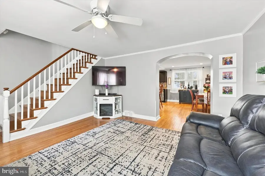 74 S Harwood Ave, Upper Darby, PA 19082 - #3