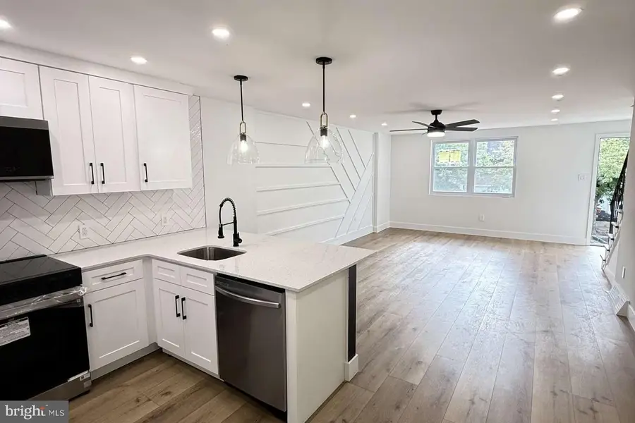 1344 Rainer Rd, Brookhaven, PA 19015 - #2