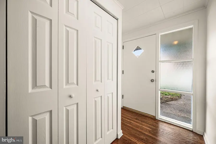2112 Valley View Dr, Folcroft, PA 19032 - #3