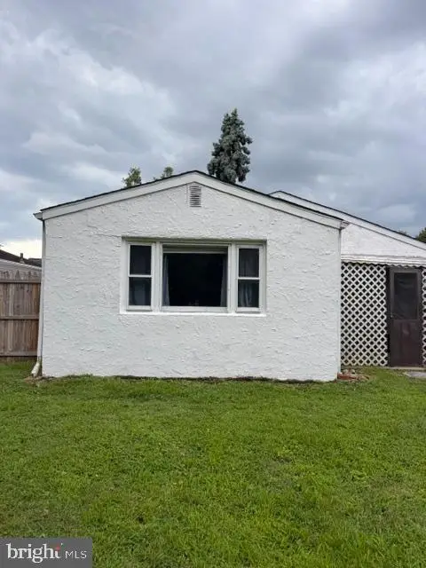 607 Ashland Ave, Folcroft, PA 19032 - #3
