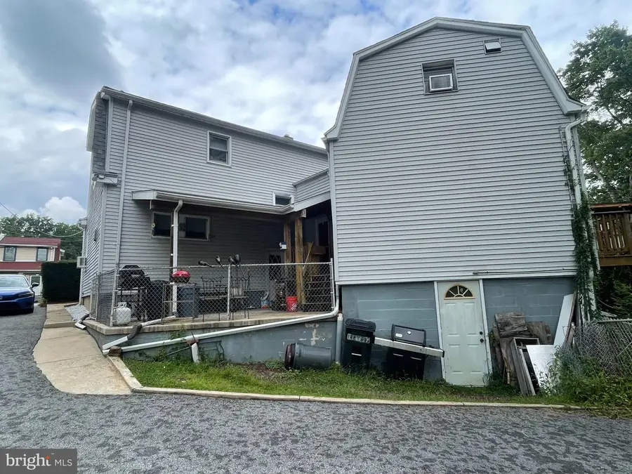 1829 Shallcross Ave, Folcroft, PA 19032 - #3
