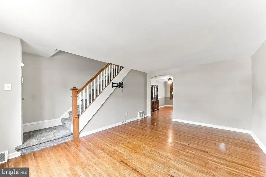 5157 Westley Dr, Clifton Heights, PA 19018 - #2