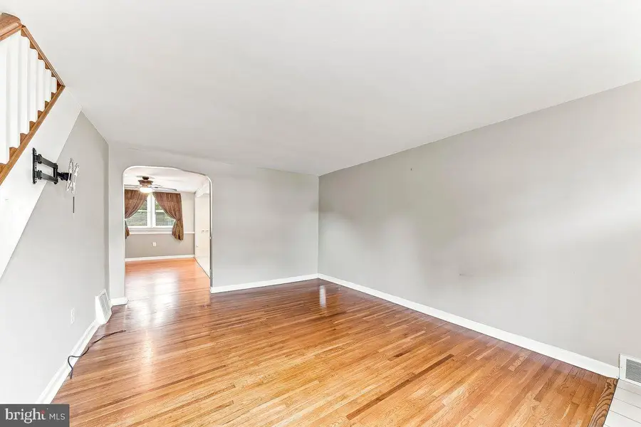 5157 Westley Dr, Clifton Heights, PA 19018 - #3