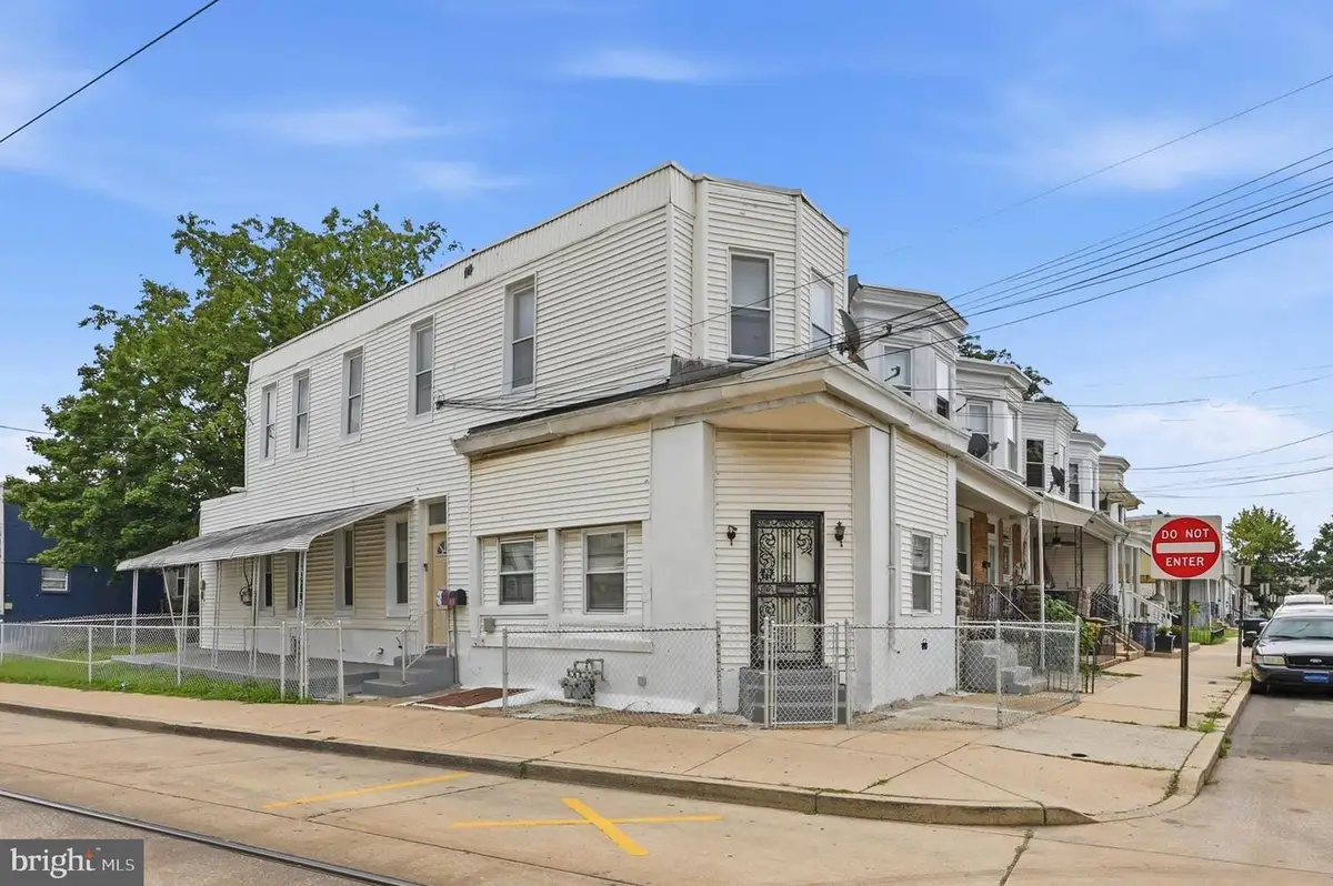 943 Maple Ter, Darby, PA 19023 - #1