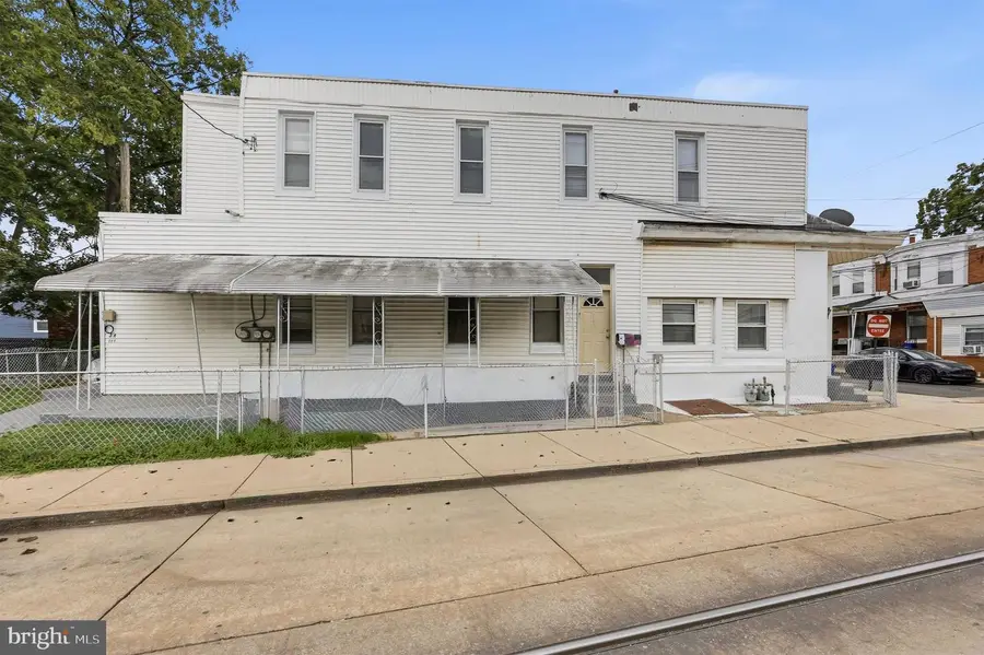 943 Maple Ter, Darby, PA 19023 - #2