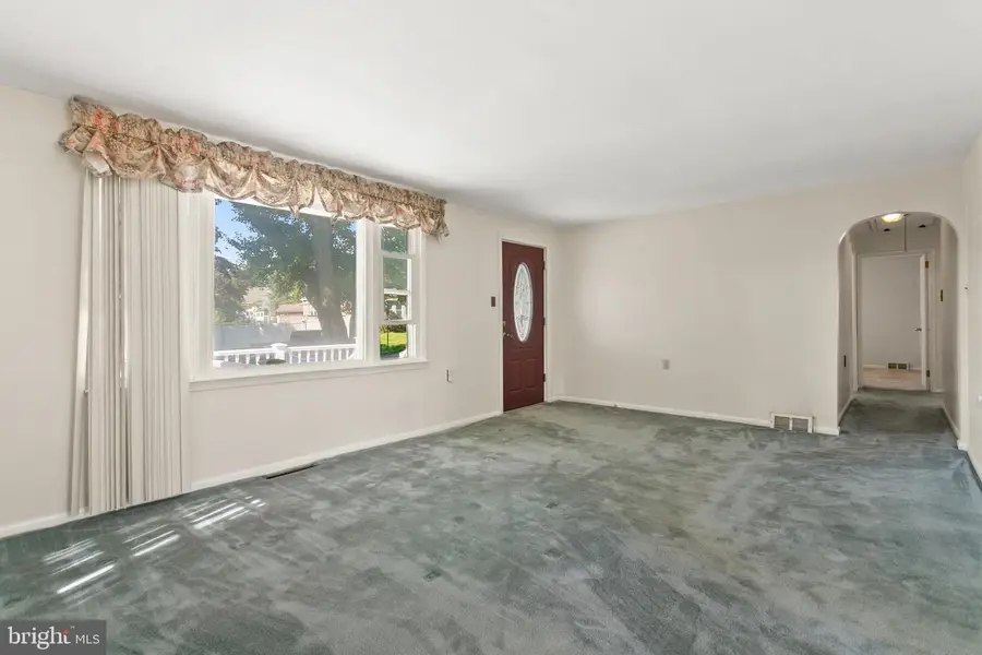 7 Pierce Rd, Aston, PA 19014 - #3