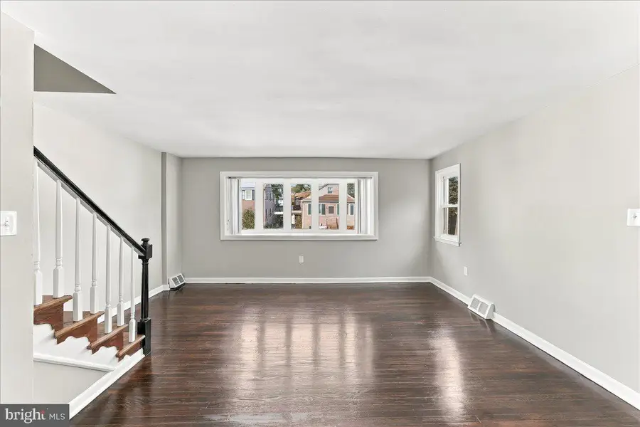 1122 Walnut St, Collingdale, PA 19023 - #3