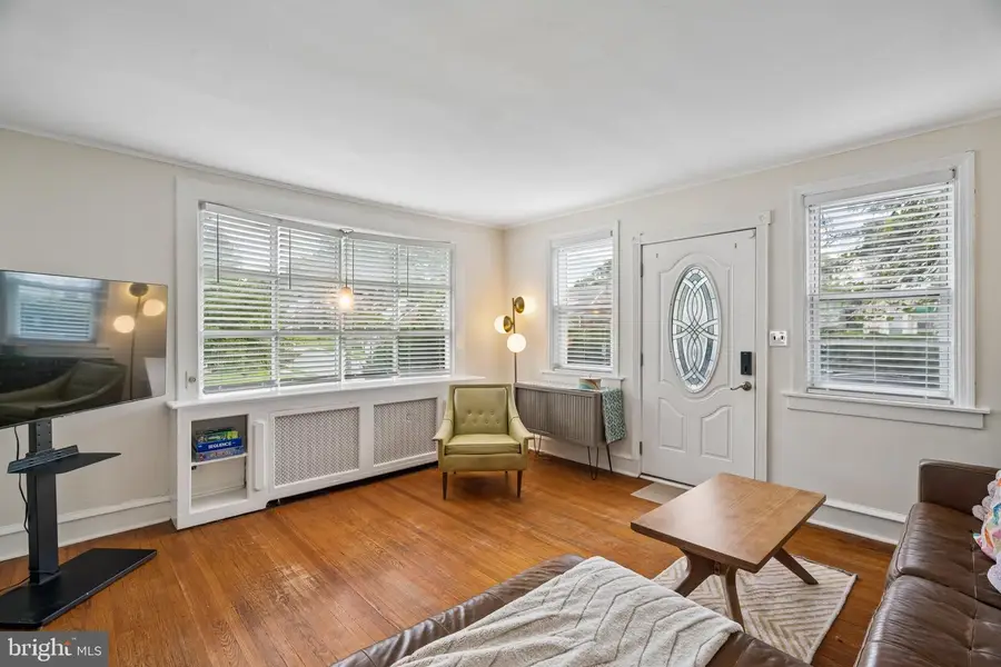 251 W Essex Ave, Lansdowne, PA 19050 - #3