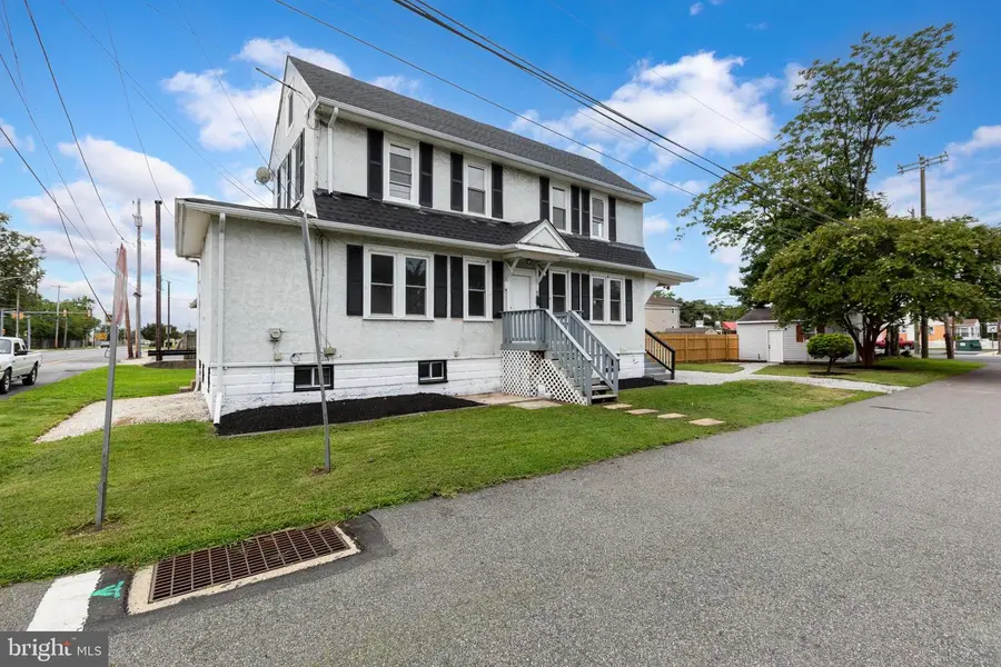 92 S Governor Printz Blvd, Essington, PA 19029 - #3