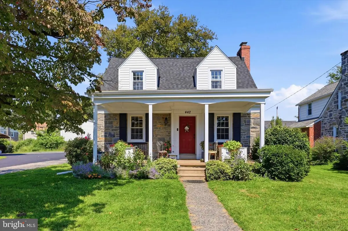442 Thatcher Rd, Springfield, PA 19064 - #1
