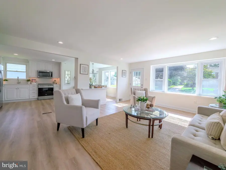 2989 Eastburn Ave, Broomall, PA 19008 - #2