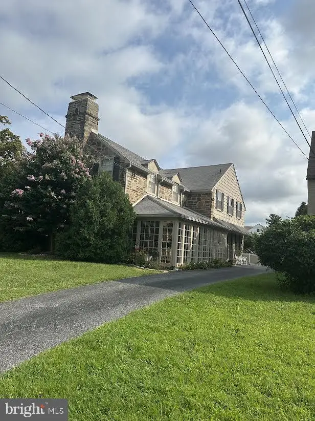 319 Wayne Ave, Lansdowne, PA 19050 - #1