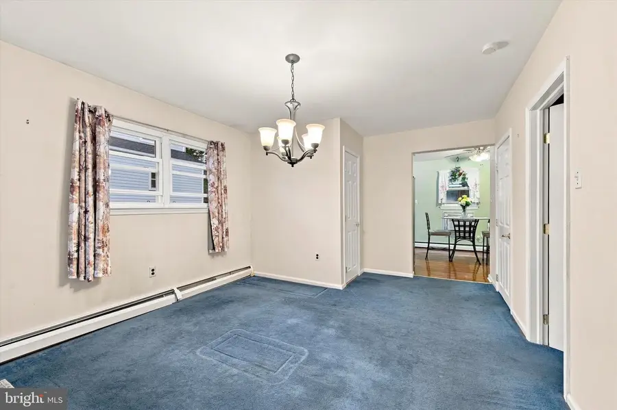 708 Girard Ave, Collingdale, PA 19023 - #2