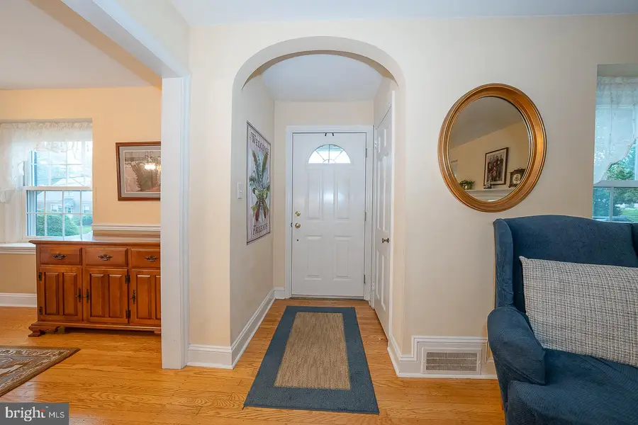 212 Brock Rd, Springfield, PA 19064 - #2