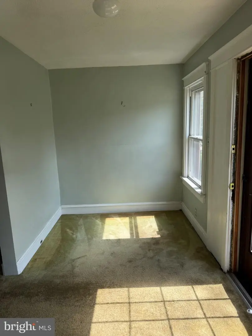 140 N Llanwellyn Ave #1, Glenolden, PA 19036 - #3