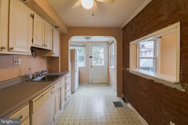 551 Jansen Ave, ESSINGTON, PA 19029