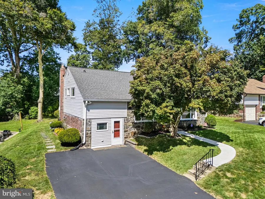 2243 Cambridge Rd, Broomall, PA 19008 - #2
