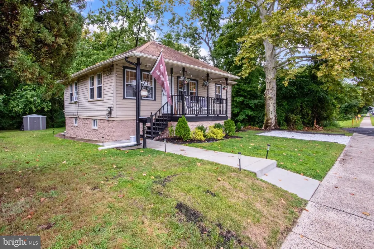 215 4th Ave, Essington, PA 19029 - #1
