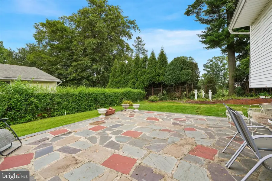 257 Hemlock Ln, Springfield, PA 19064 - #3