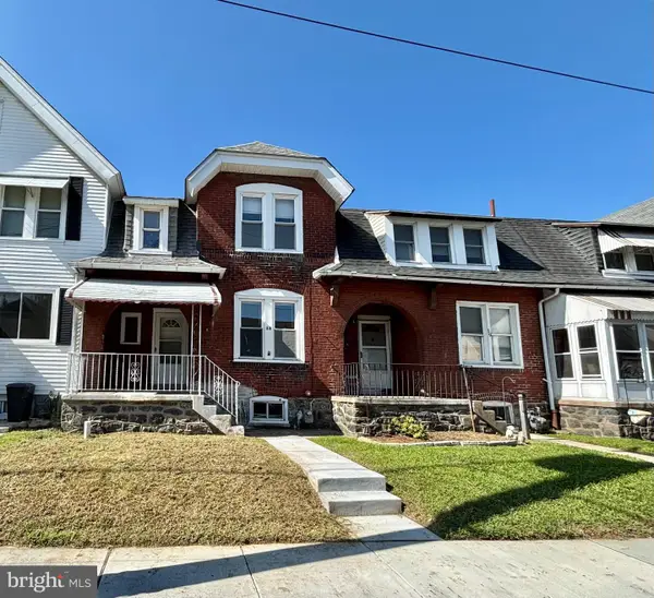 17 Walnut St, MARCUS HOOK, PA 19061