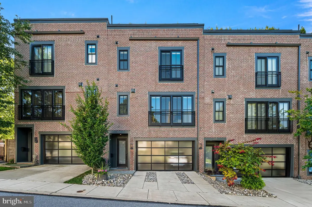 203 Willow Ave, Wayne, PA 19087 - #1