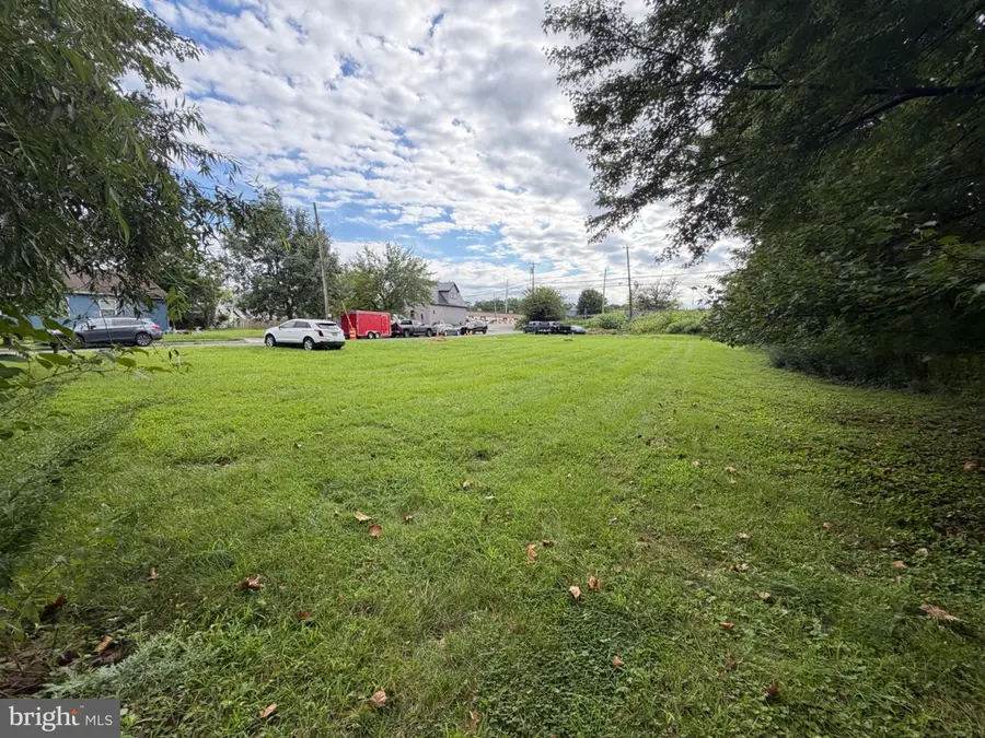 4 Belvue Ter, Aston, PA 19014 - #3