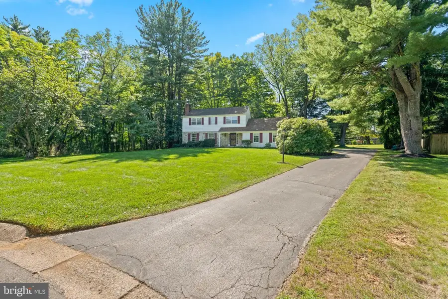 660 Radnor Valley Dr, Villanova, PA 19085 - #2