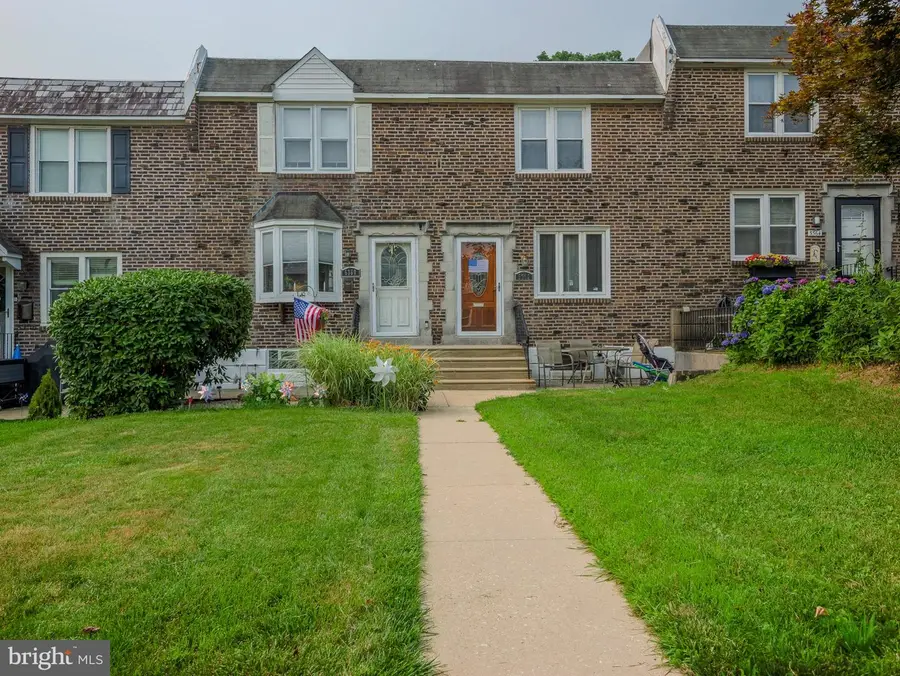 5360 Delmar Rd, Clifton Heights, PA 19018 - #2
