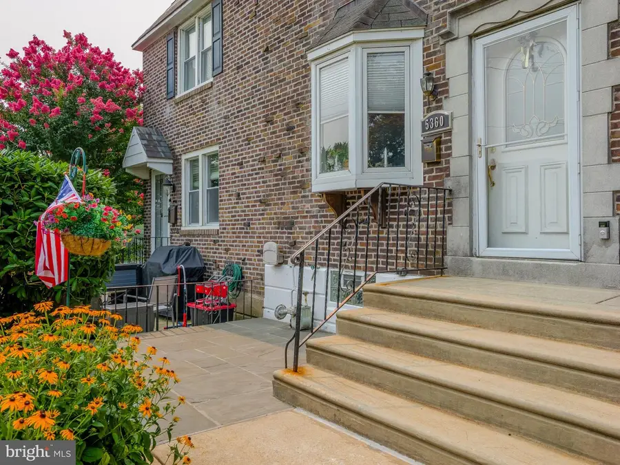 5360 Delmar Rd, Clifton Heights, PA 19018 - #3