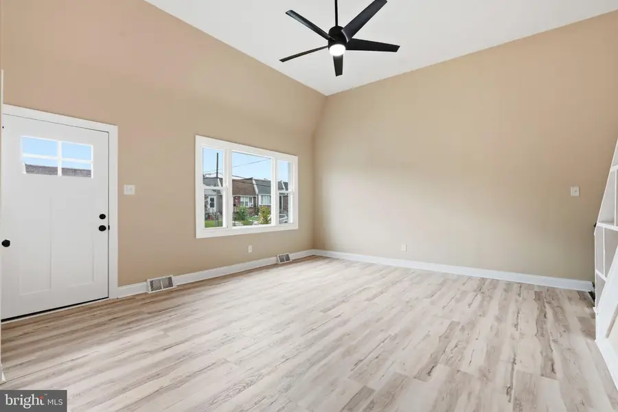 138 Fronefield Ave, Marcus Hook, PA 19061 - #3